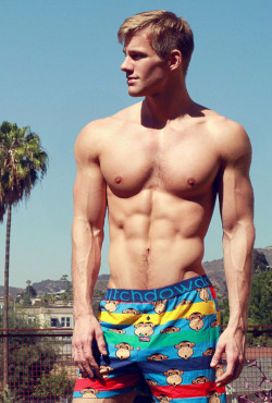 completelyfine:  Hot guys to steam up summer…  http://completelyfine.tumblr.com