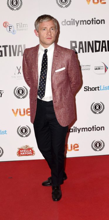 【HQ】Martin Freeman attends the “Newcomer” Raindance Film Festival opening gala, Vue West