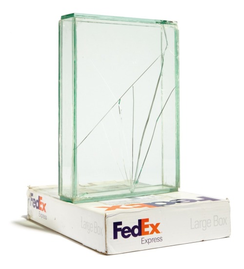 crooks-lovers:  Walead Beshty FedEx® Large Box ©2005 Priority Overnight, Los Angeles-New York November 27-28, 2007 