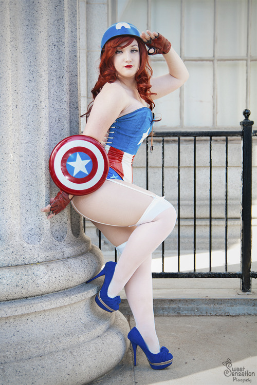 comicbookcosplay:  My pin-up captain america cosplay! (New photo) my page (Katy Scarlett):