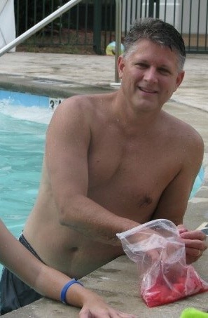 daddiesnextdoor:  doemaarweer:Handsome Dad at PoolsideWant to see more hot hairy daddies, bears, and silver foxes? Follow me! My queue is always full and my inbox is always open.19k+ followers can’t be wrong. Join us at: http://daddiesnextdoor.tumblr.com