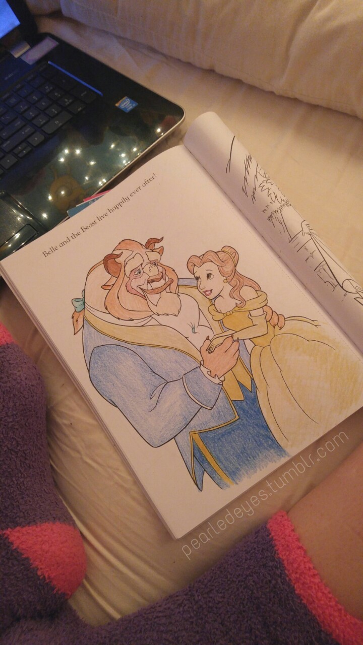 pearledeyes:  I made a blanket fort fit for a princess👑 🌸Didn’t I do such
