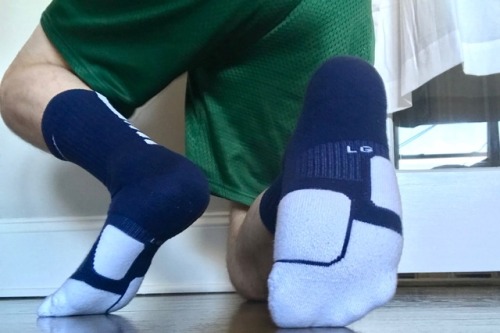 domsocks88: shout out and thanks to the follower who sent me these awesome nike socks from my amazon