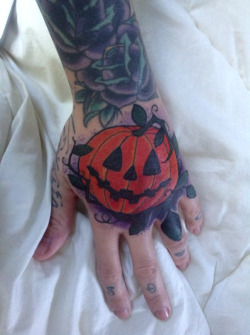 halloween-tattoos:  🎃 Halloween Tattoos 🎃 