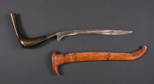 art-of-swords:Aceh Rencong DaggerDated: 19th centuryCulture: Sumatra, IndonesiaMeasurements: overall