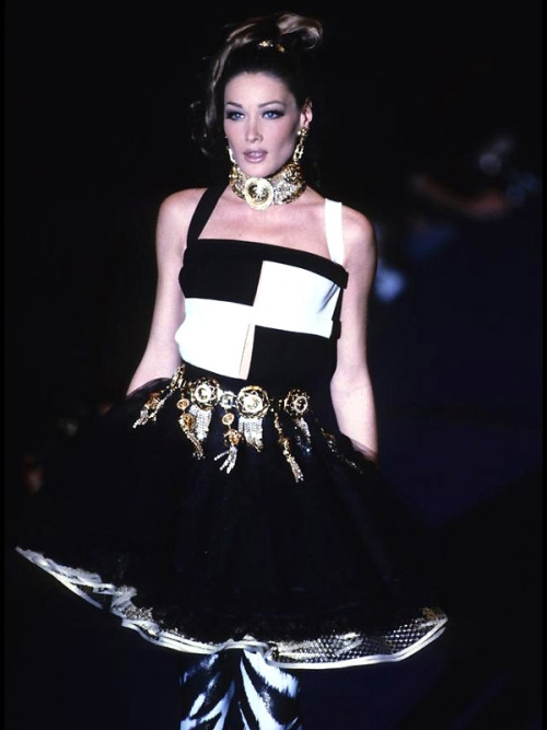 Carla for Gianni Versace, s/s 1992