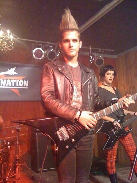 chubby-gerard:  Mikey confuses me to no end. Some days he’s this  and others he’s