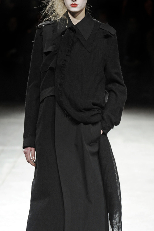 Yohji Yamamoto Fall/Winter 2009