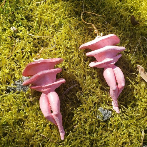 sosuperawesome:Mushroom Booty EarringsPetals Of Plastic on Etsy