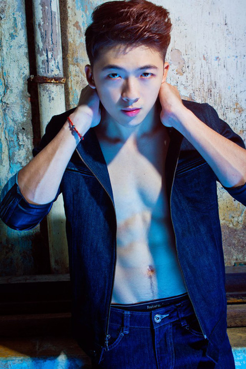 bucethecaboose:menofvietnam:Nguyen Tang PhucBasketball player from SaigonFirst few