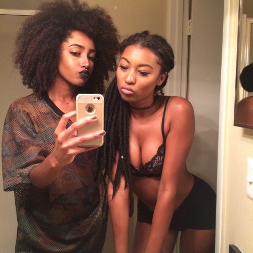 khadds:  theghettoprincesa:  blvck–v3n0m:ladytatyana:Babe porn pictures