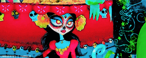 fannishcodex:  I love that detail of La Muerte pulling one flower out of her hair
