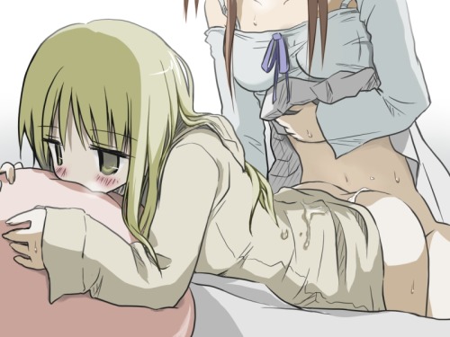 Futanari with girls :3