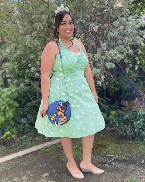 Happy St Patrick’s Day! Today’s prompt is: it ain’t easy being Green.This dress is perfect for the