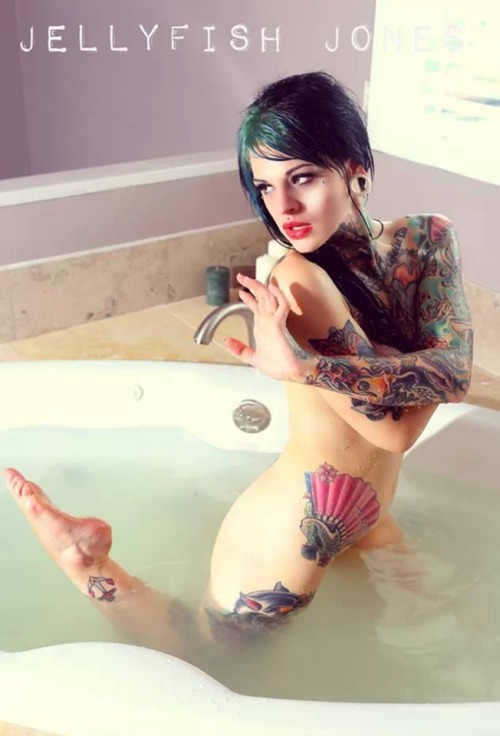  Heidi Lavon 