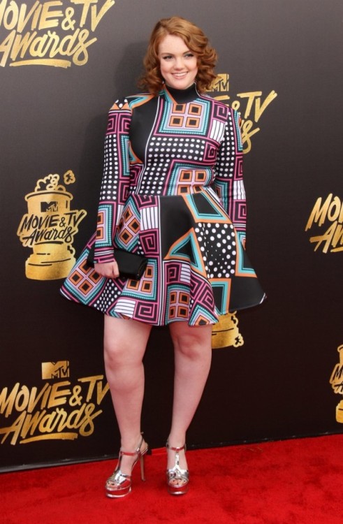 thinfatfit: Shannon Purser