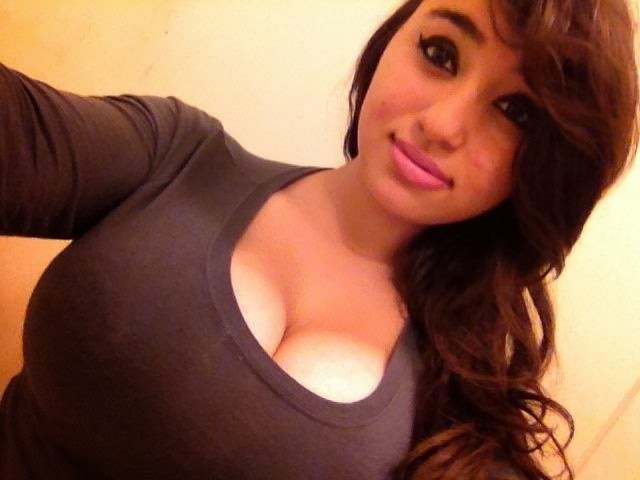hotselfshotsandmore:  Thousands more awesome selfshots like this @ hotselfshotsandmore.tumblr.com!