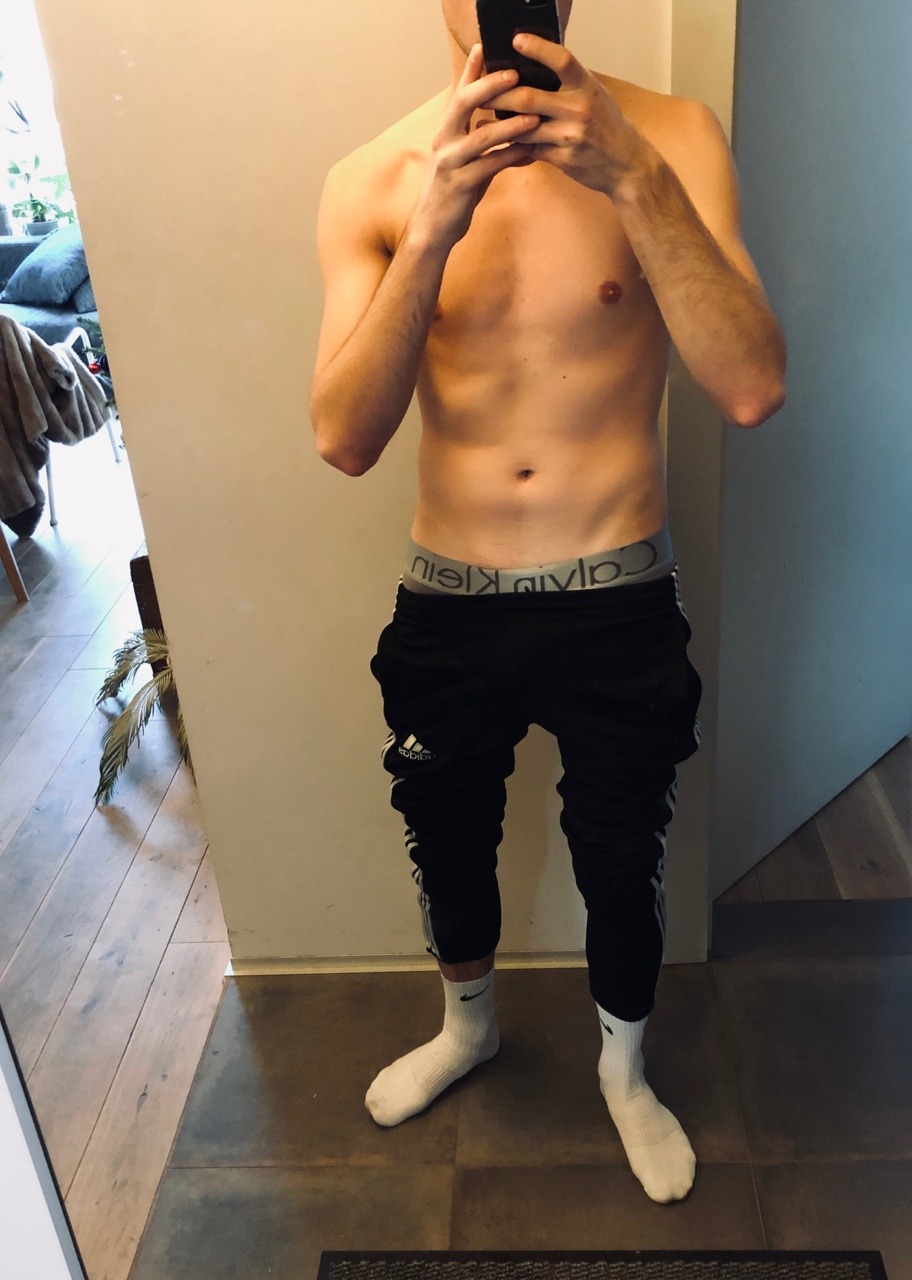 dizzyboyy:  trying to be fit 🙏🏼