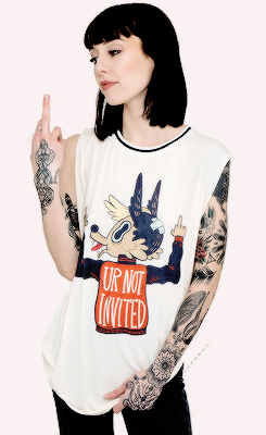 chrismushysykes:  fyhannahsnowdon:DROP DEAD WINTER14  can i have a clone of her?