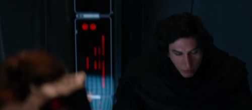 reylooo: Kylo taking off his helmet in the interrogation scene [HQ] ❤️