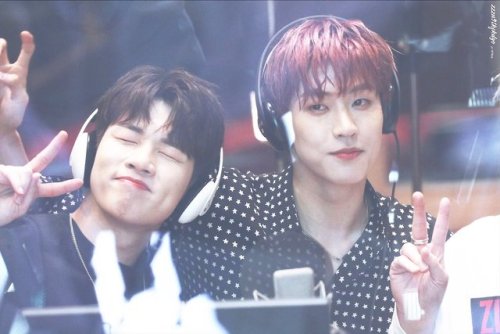 chahun-s:  © zzzn9tkfkdgo | Please do not edit or remove logo and take out with full credit.