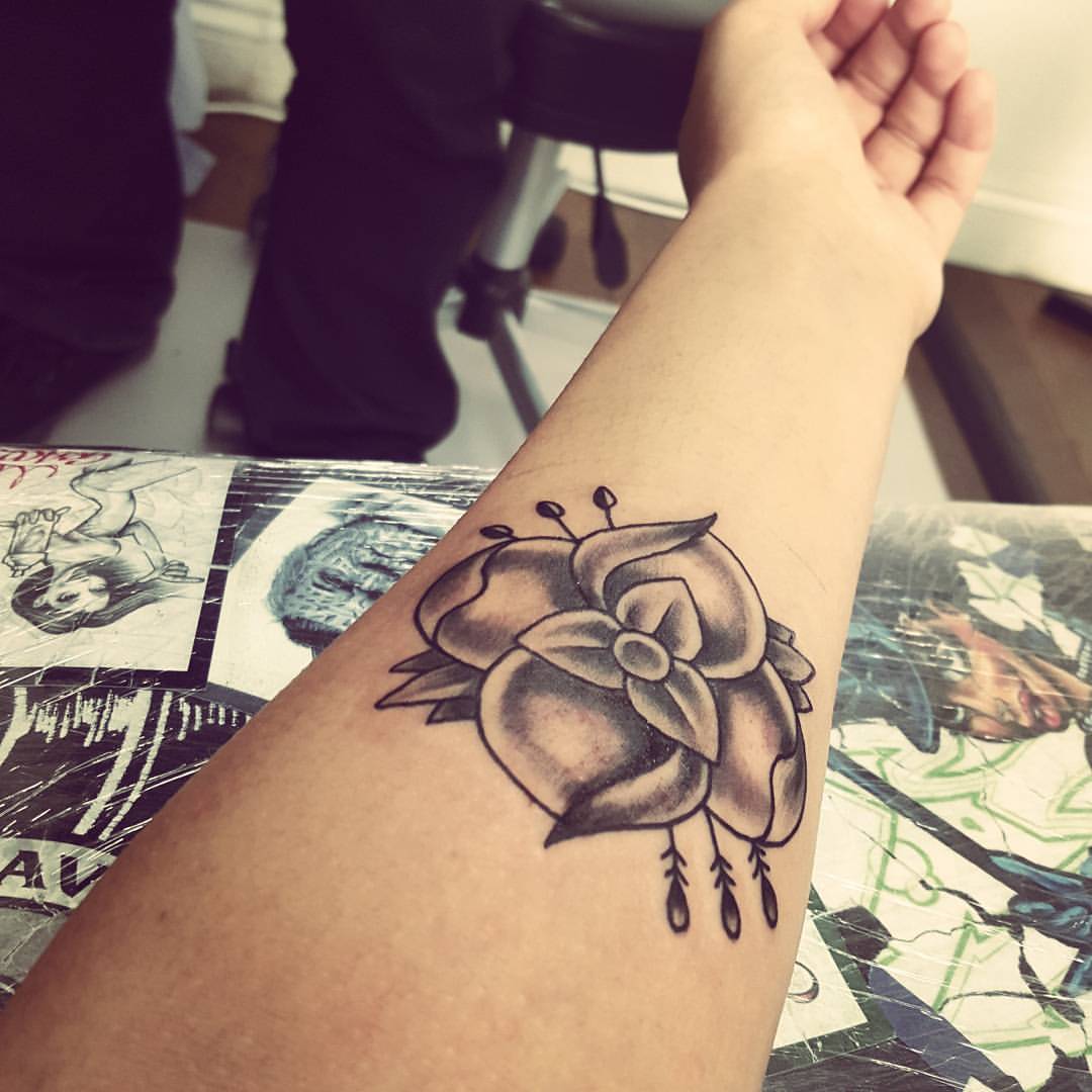 the-most-beautifull-bitter-fruit:  My tattoo is awesome 😊