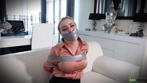 bondagehedgehog:Aubrey - Blonde Secretary In Tape BondageMore:https://gagthegirl.net/tag/gag-attack/https://gagattack.org/