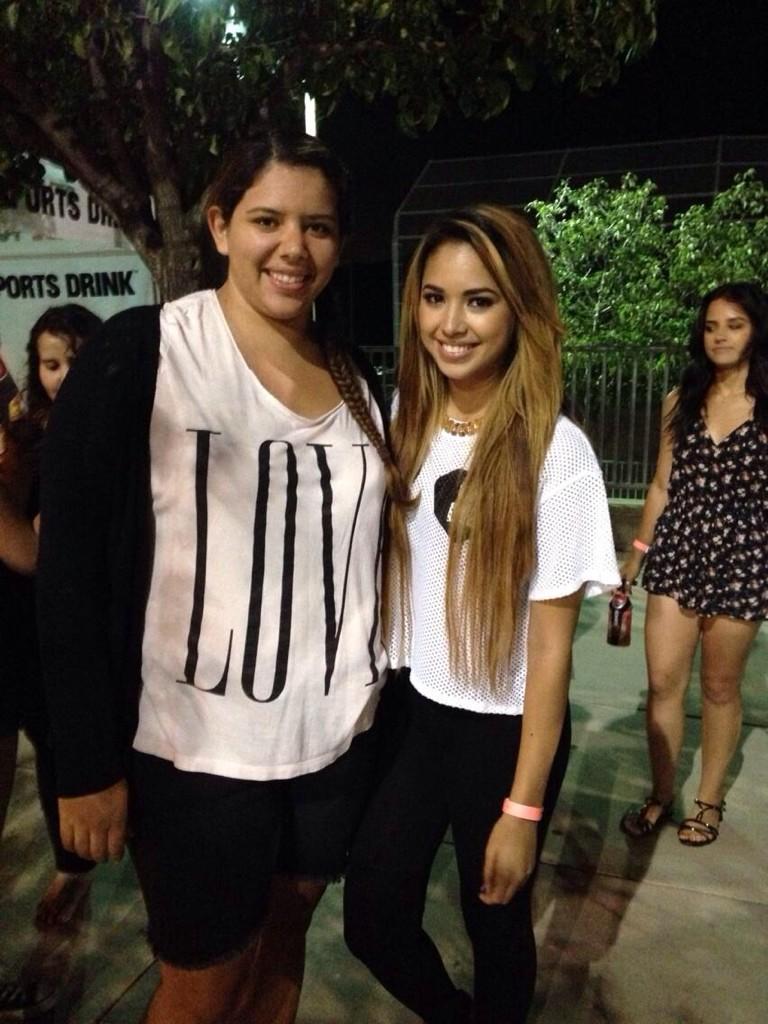 jasminev-news:  July 19th: Jasmine with some fans at Chris Brown vs. Quincy game