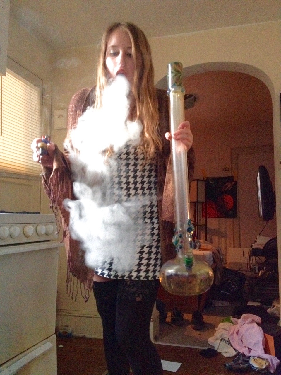 interplanetaryconnections:  And finally, here’s the bong hit I took before I went