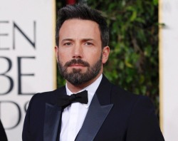 exclusivekiks:  Ben Affleck is packing 😱.