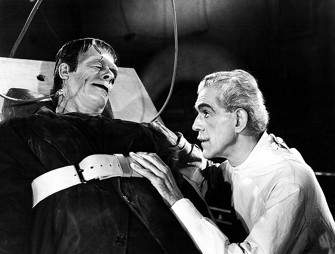 vampiresandvixens:  Glenn Strange and Boris Karloff in “House of Frankenstein”,