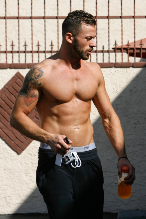 Simply Hot Guys