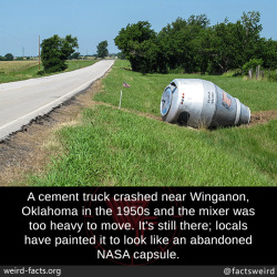 mindblowingfactz:  A cement truck crashed