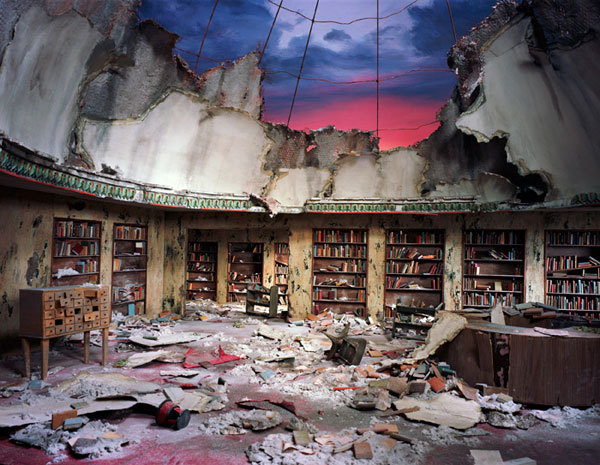 sosuperawesome:  Lori Nix constructs these small dioramas using cardboard, foam,