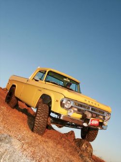 gentlecar:  1971 Dodge Power Wagon