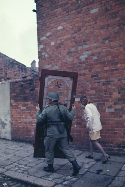 notluxurynotecstasy:

‘Northern Ireland Troubles 1969′, Photos...