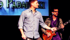 stansebastian:  get to know me meme | current celebrity crushes → jensen ackles  ↳ “I’m a mad Gummi fan. I always have Gummis in my trailer. But you can’t eat too many because then you get Gummi tummy, and that’s no good. I can’t believe