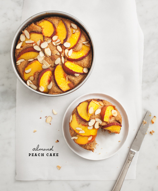 thenecromerchantsdebt:  Almond Peach Cake from Love and Lemons. Click through for