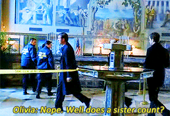 peeterbishop: Fringe Rewatch: 17/∞ ↳ 1.10 Safe  Yo so it drives me nuts that