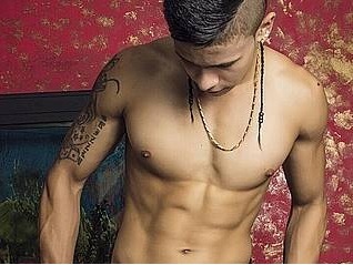 XXX Check out this sexy gay Colombian cam boy photo