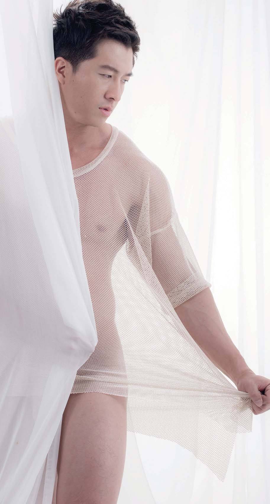 hunkxtwink:  Jason CheeHunkxtwink - More in my archive 