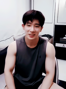 Countdown To Wonhos Birthday, Day 11: Wonho Vlive