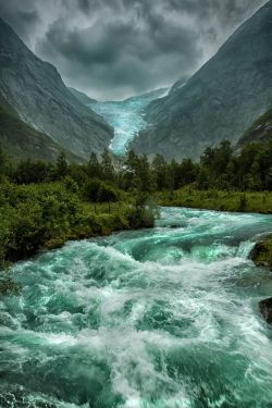 fallenesences:  Briksdal, Iceland.