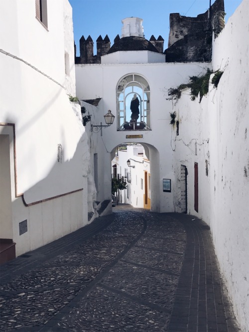 allthingseurope:Arcos de la Frontera, Cádiz | Spain (by Nacho Coca | Follow me on Instagram)