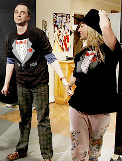 bigbangsheldon:  Jim Parsons and Kaley Cuoco BTS photos. 