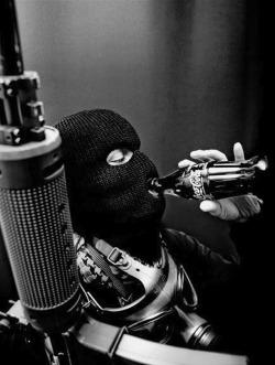 demonic-fiend:  Black &amp; White Blog 