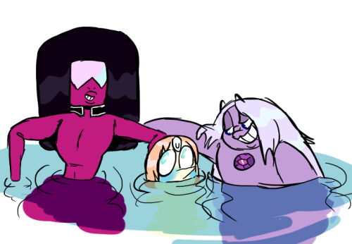 no-mi-torta:  I like drawing gems without boobs because reasons. enjoy this nsfwish comic you thirsty little heathens. POLYGEMS FOR LYFE also relaxed wet hair garnet. 