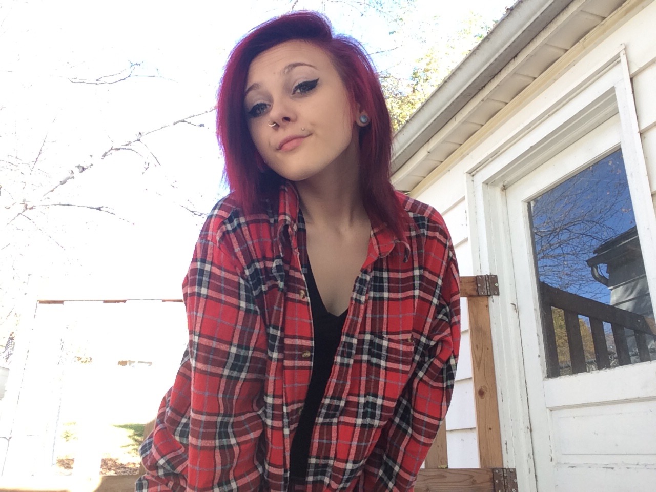 sativawolf:  took some pics outside since it was a beautiful day out 🍂☀️