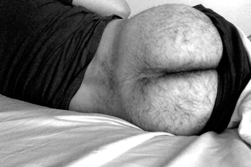 barebearx:  ~~PLEASE FOLLOW ME ** 😊😊😊🐼 ♂♂OVER 41,500   FOLLOWERS   (Thank You)   ~~~~~~http://barebearx.tumblr.com/ **for HAIRY men & SEXY men**http://manpiss.tumblr.com/ **for MANPISS FUN **                 