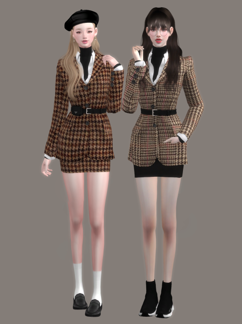 soboro-sims:[soboro] Prada Hip Bag Belted Set  New mesh 40 Swatch each Clothing body All LODs TS4Do 